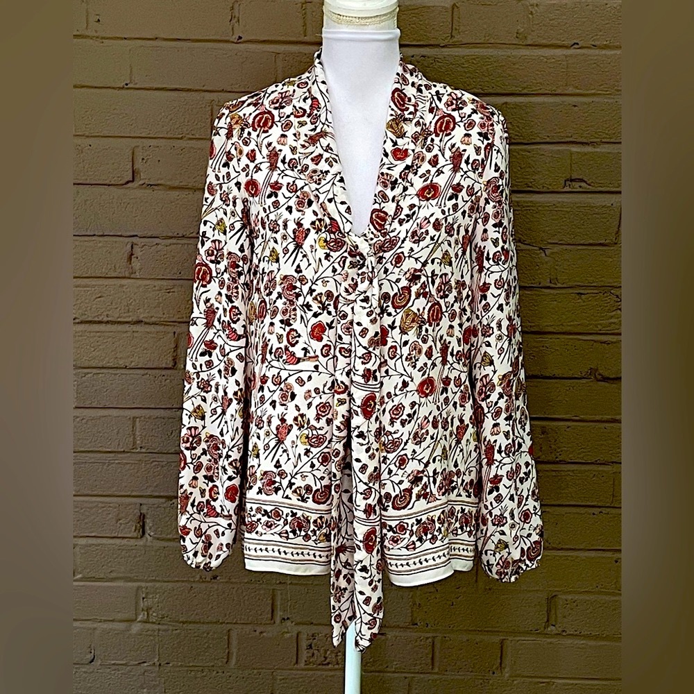 Max Studio  floral print tie front blouse S